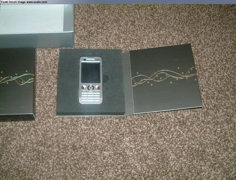 Sony Ericsson W880 Walkman Retro Unboxing 