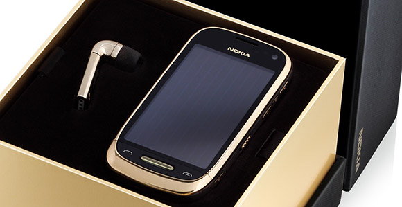 Nokia Oro in Gold