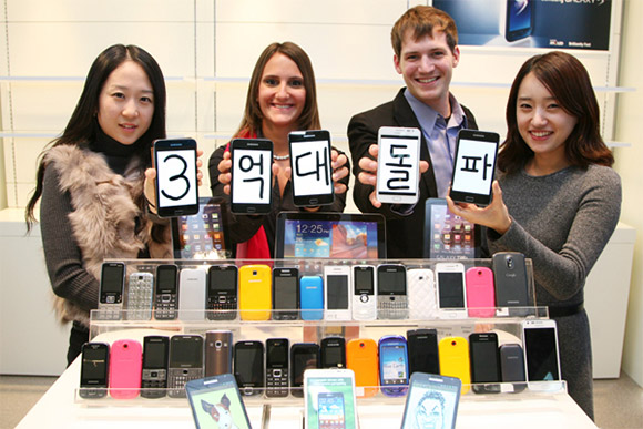 Samsung sold 300 million phones in 2011