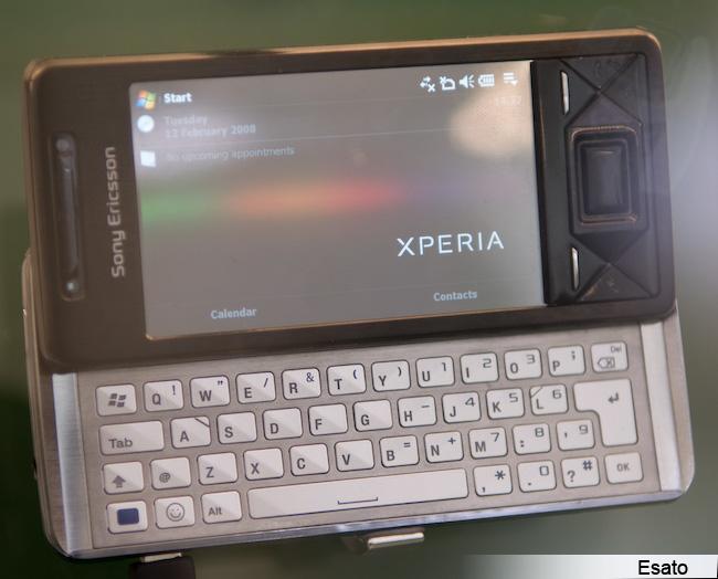sony ericsson xperia x1. Sony Ericsson Xperia X1 photos