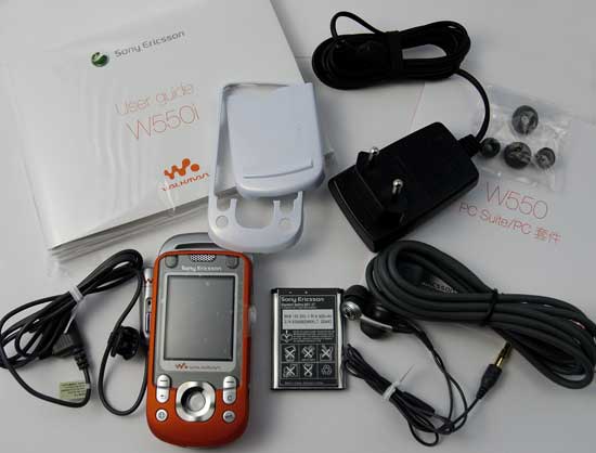 Sony Ericsson W500 sales package