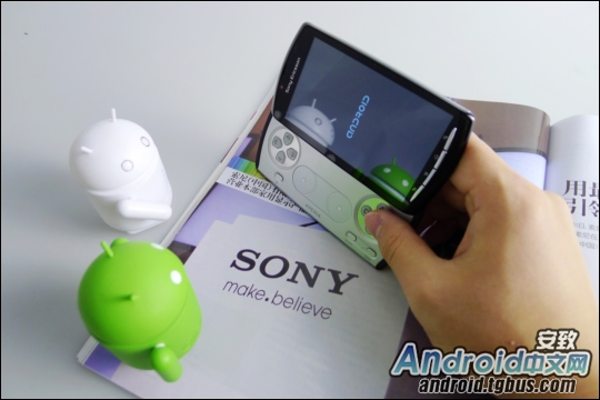 XPERIA PLAY VS PSP GO - COMPARAÇÃO 2021 