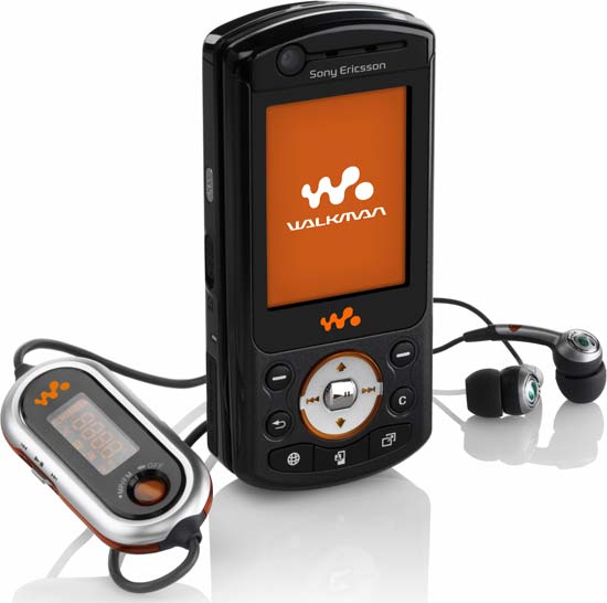 Sony Ericsson W900 with headset